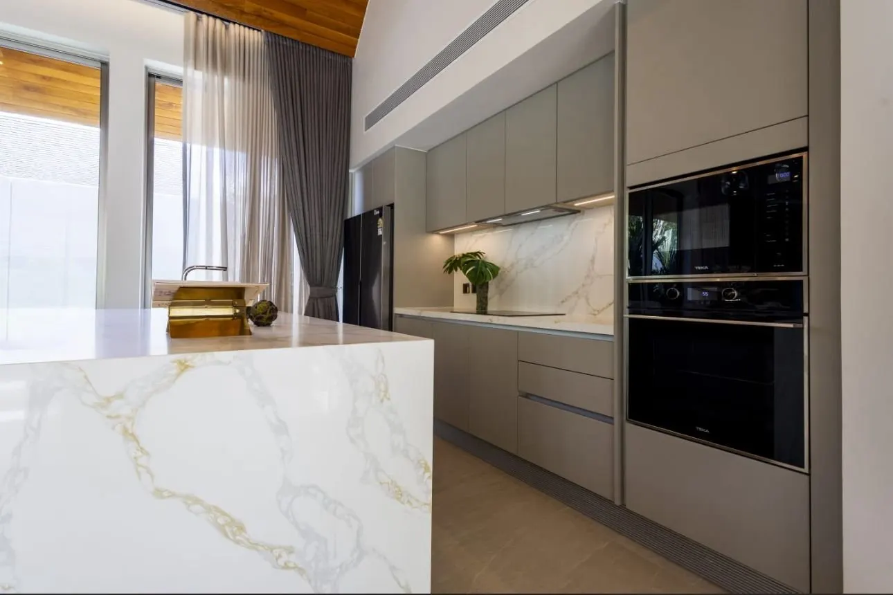Property image - full photo 7