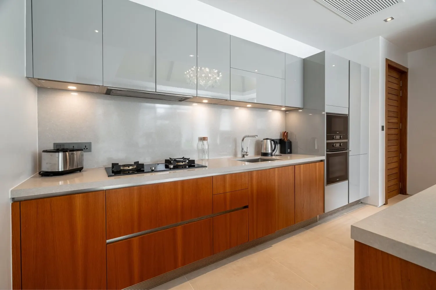 Property image - full photo 5