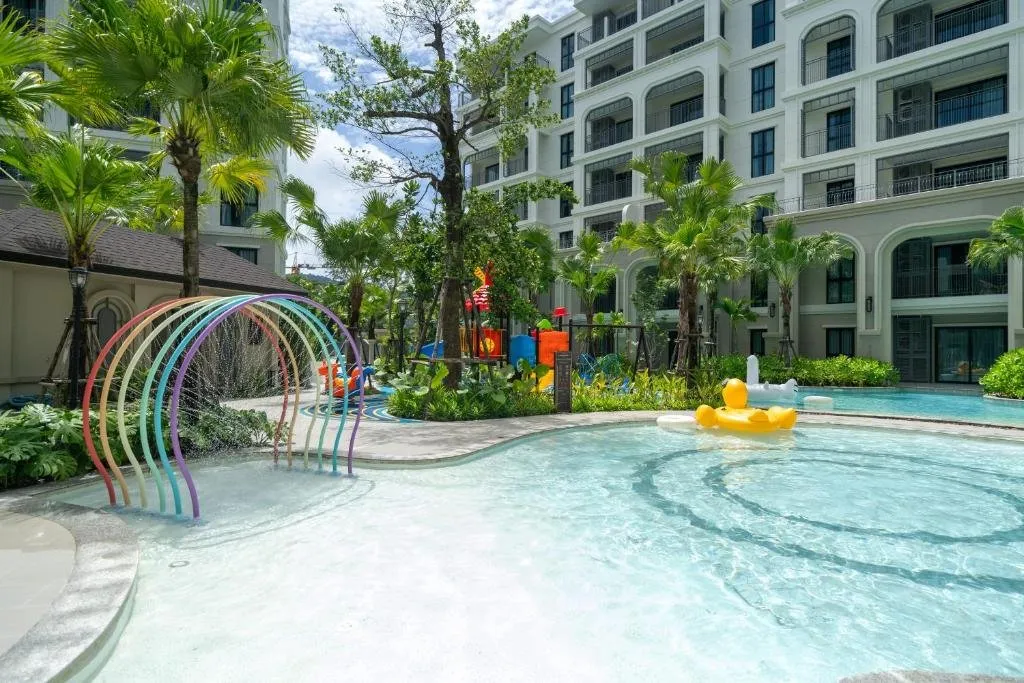 Property image - full photo 16