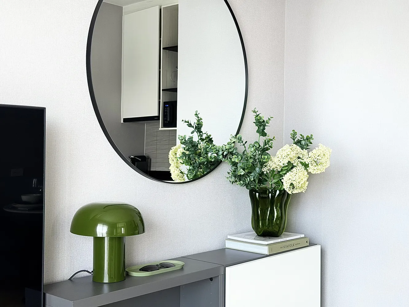 Property image - full photo 12