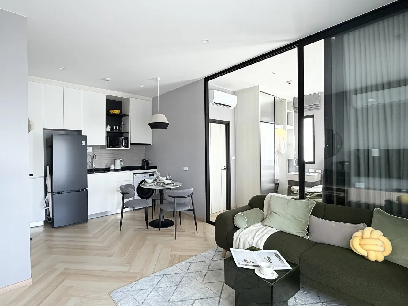 Property image - full photo 17