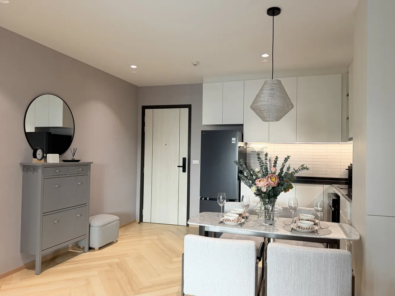Property image - full photo 5