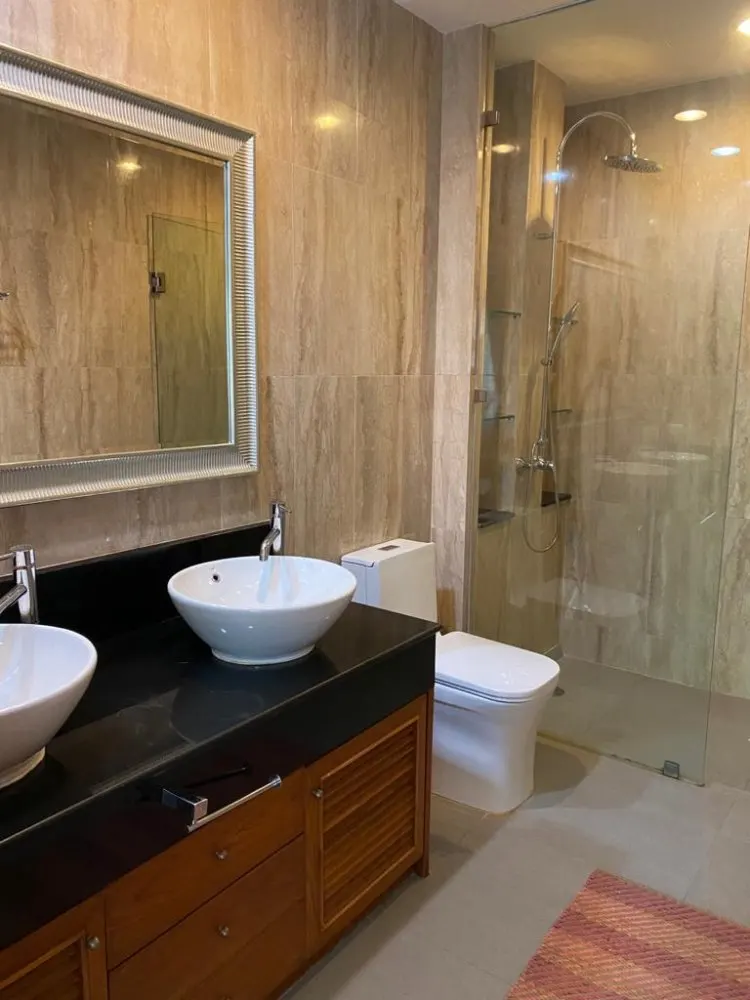 Property image - full photo 13