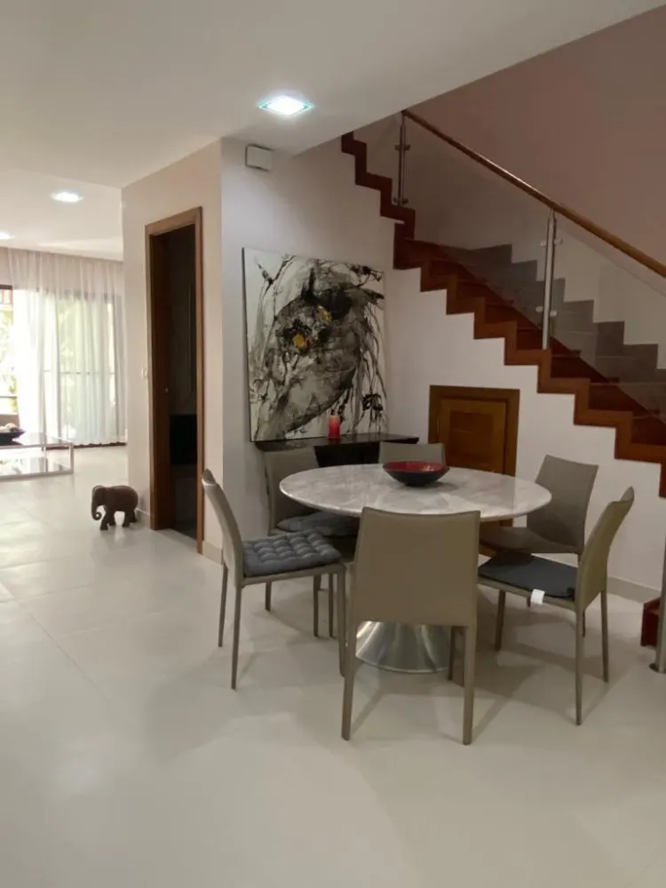 Property image - full photo 3