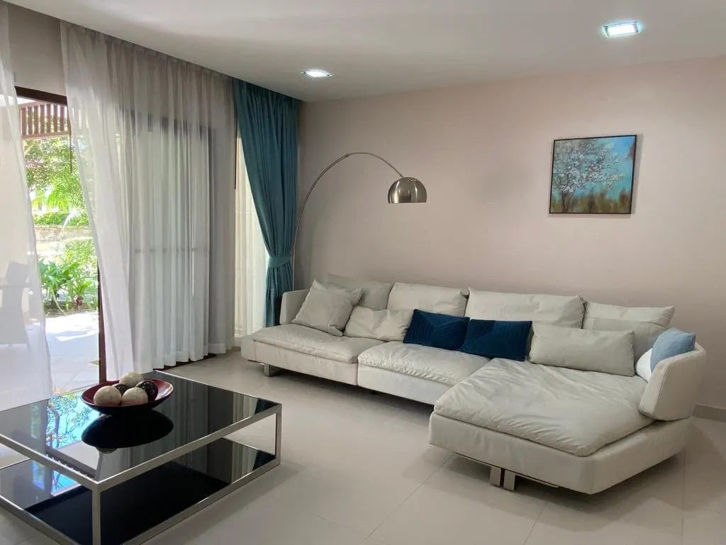 Property image - full photo 1
