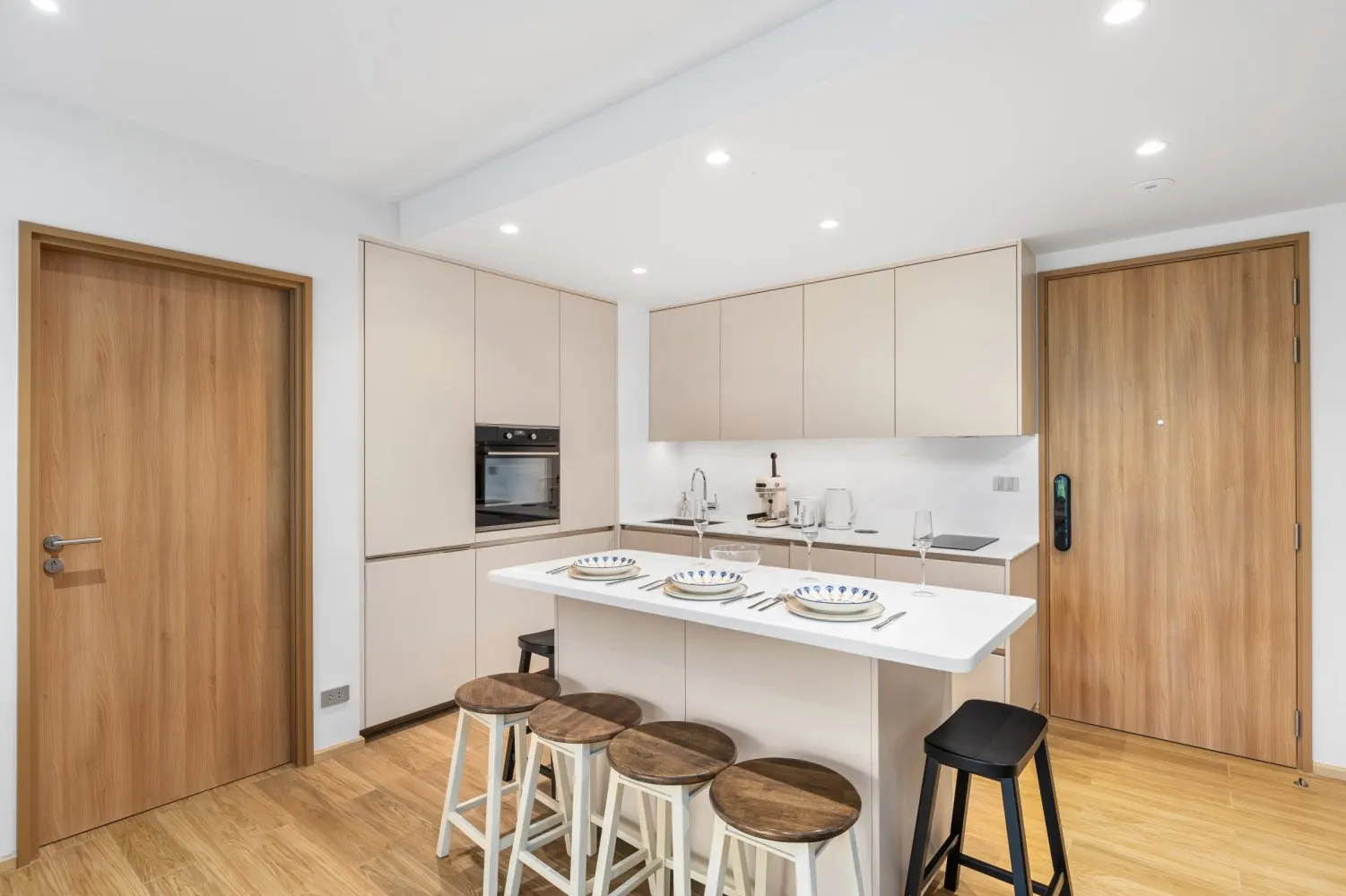 Property image - full photo 3