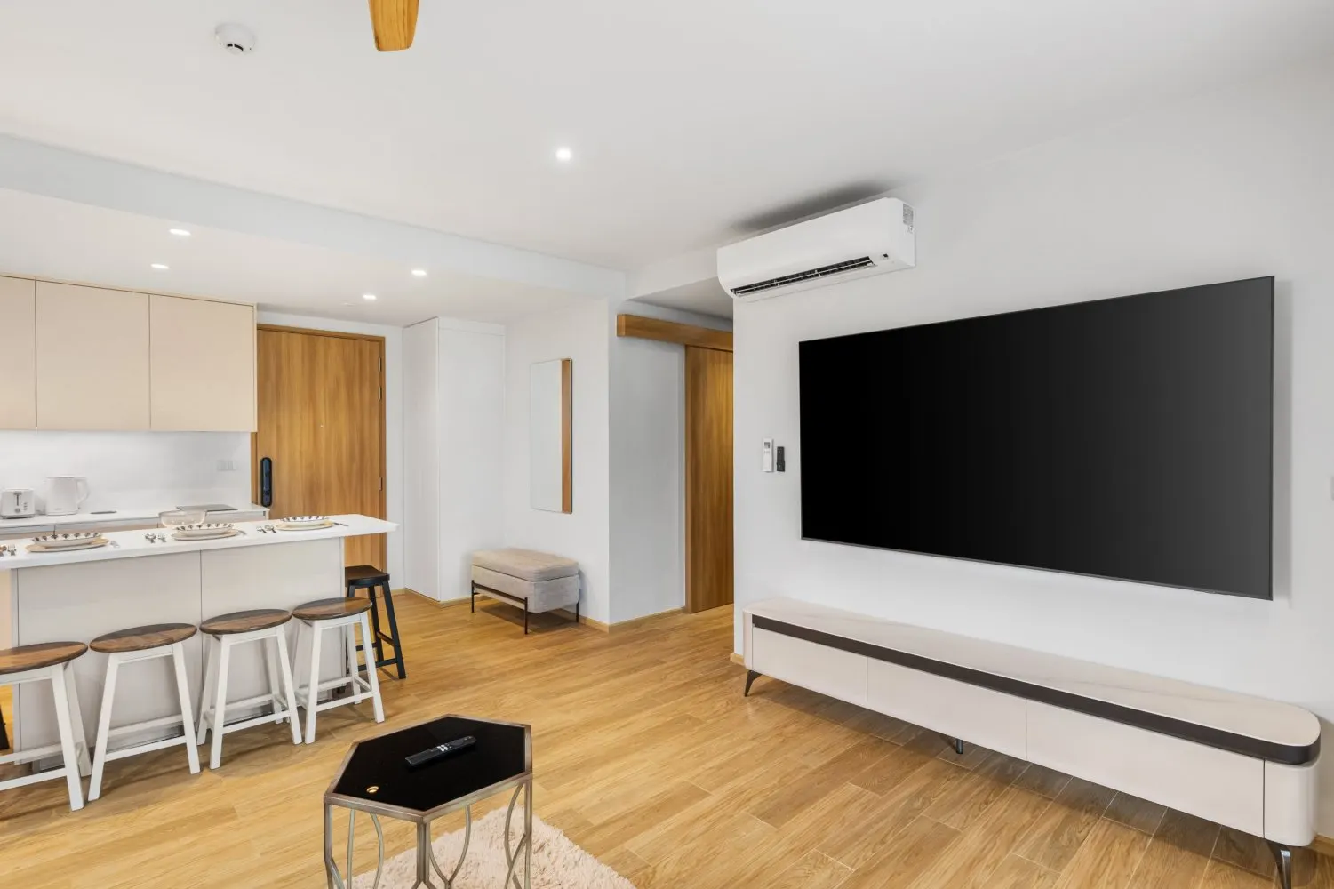 Property image - full photo 7
