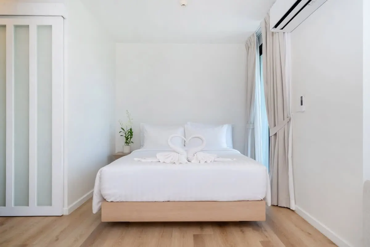 Property image - full photo 4