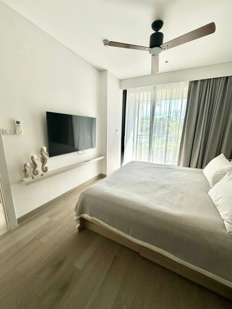 Property image - full photo 12