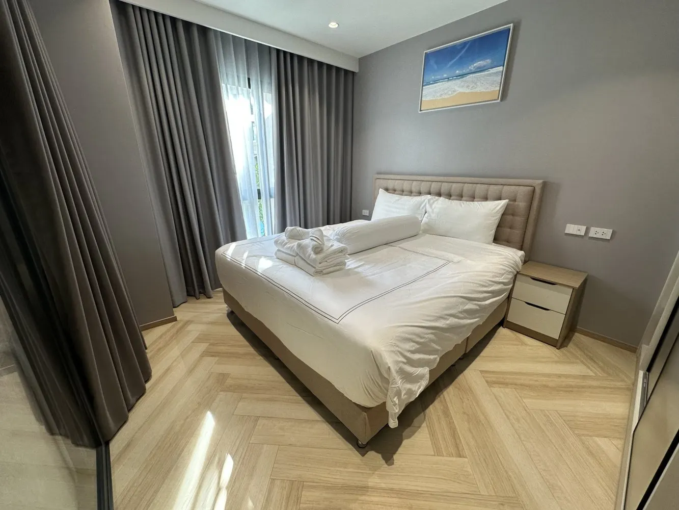 Property image - full photo 8