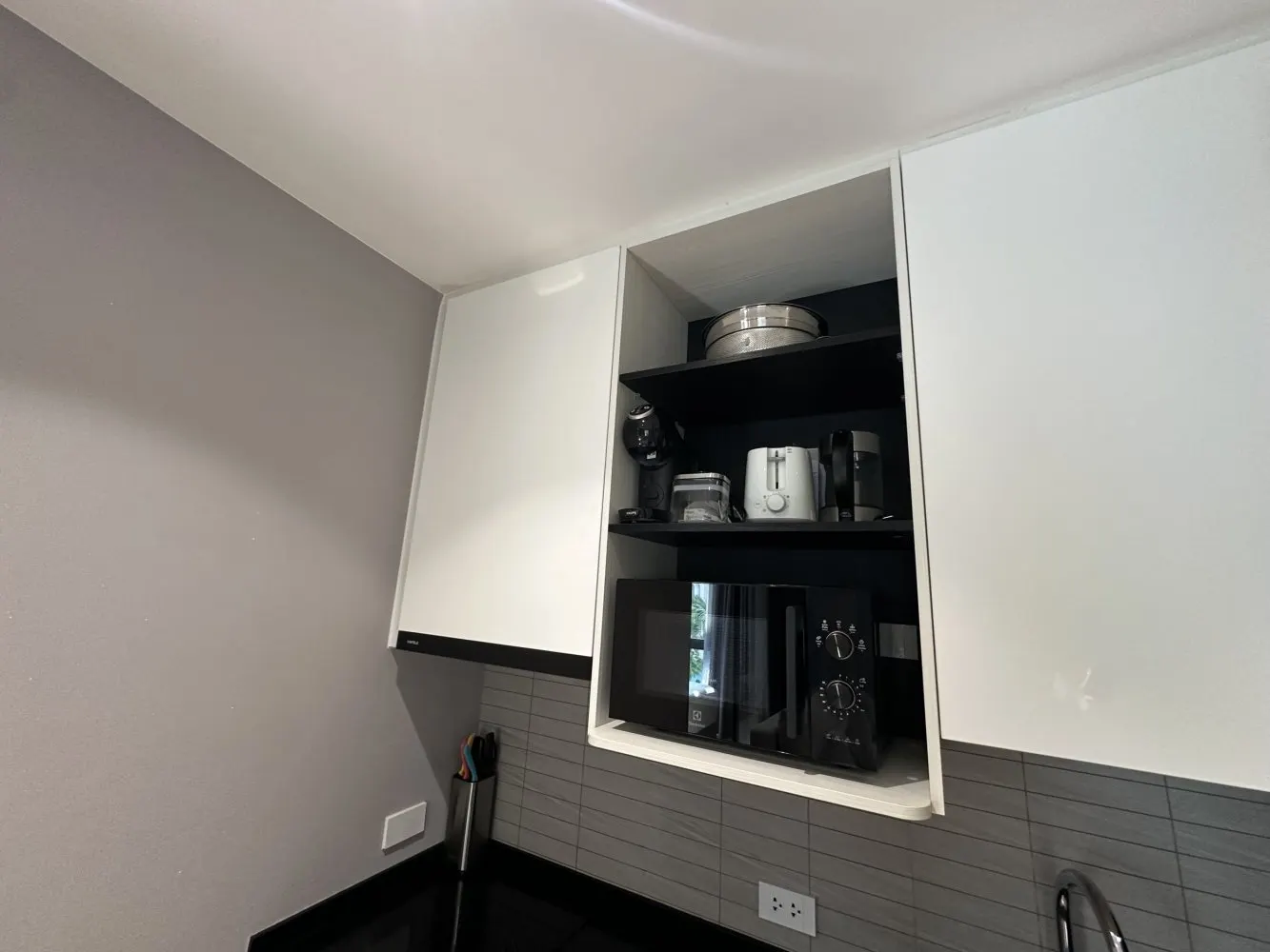 Property image - full photo 12