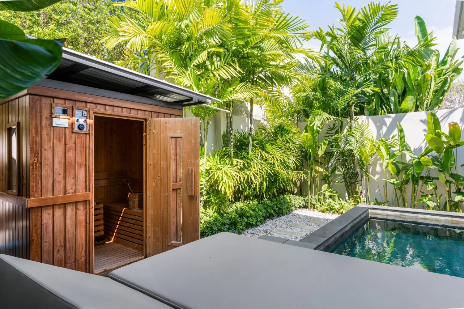 Property image - full photo 17