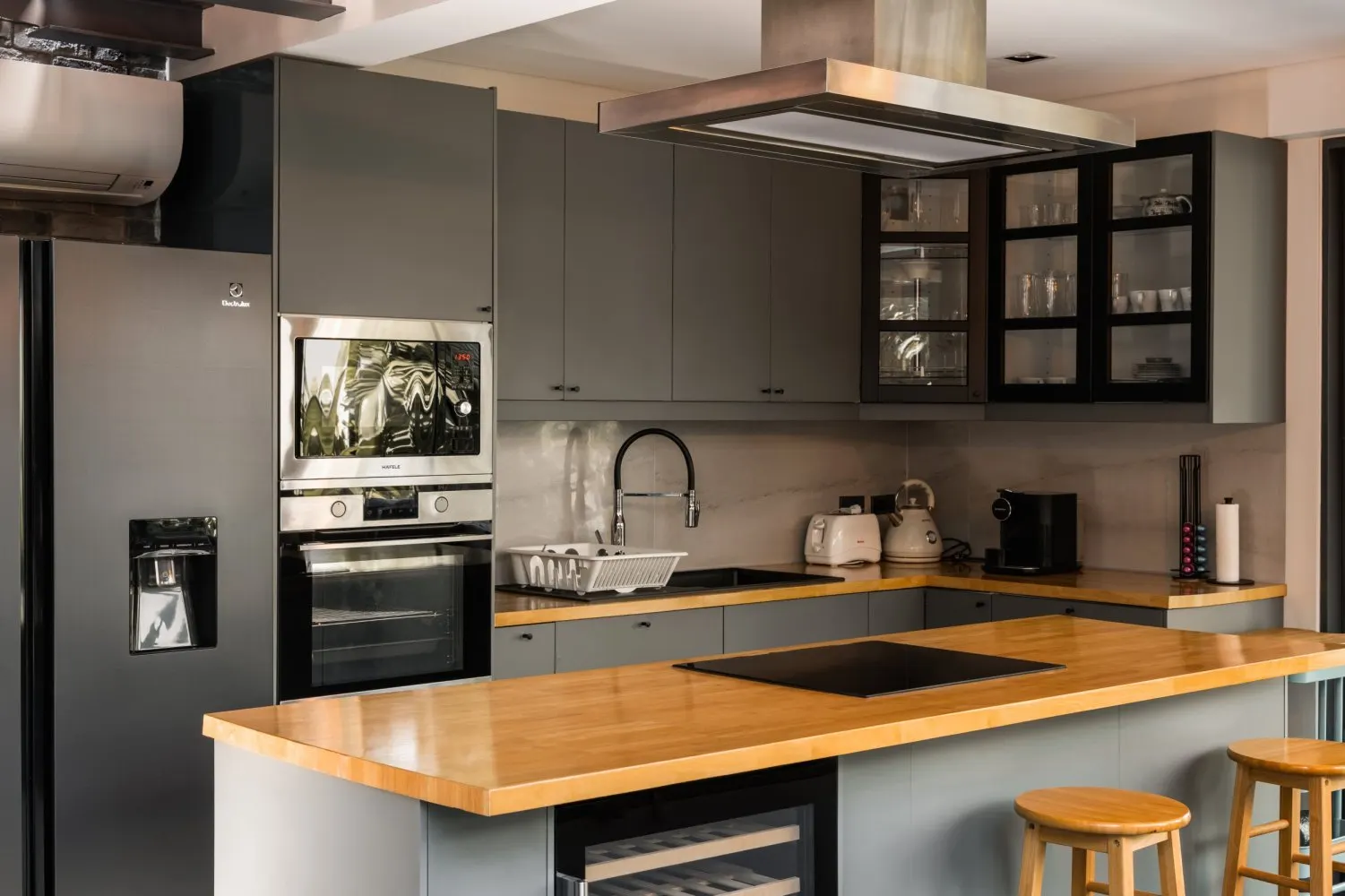 Property image - full photo 5