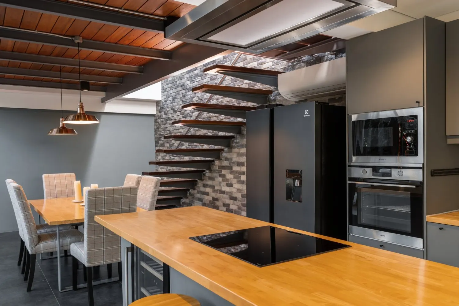 Property image - full photo 7