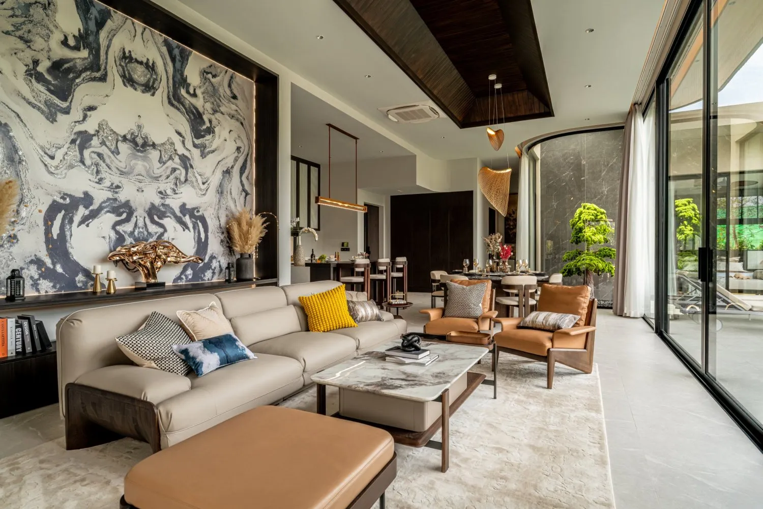 Property image - full photo 2