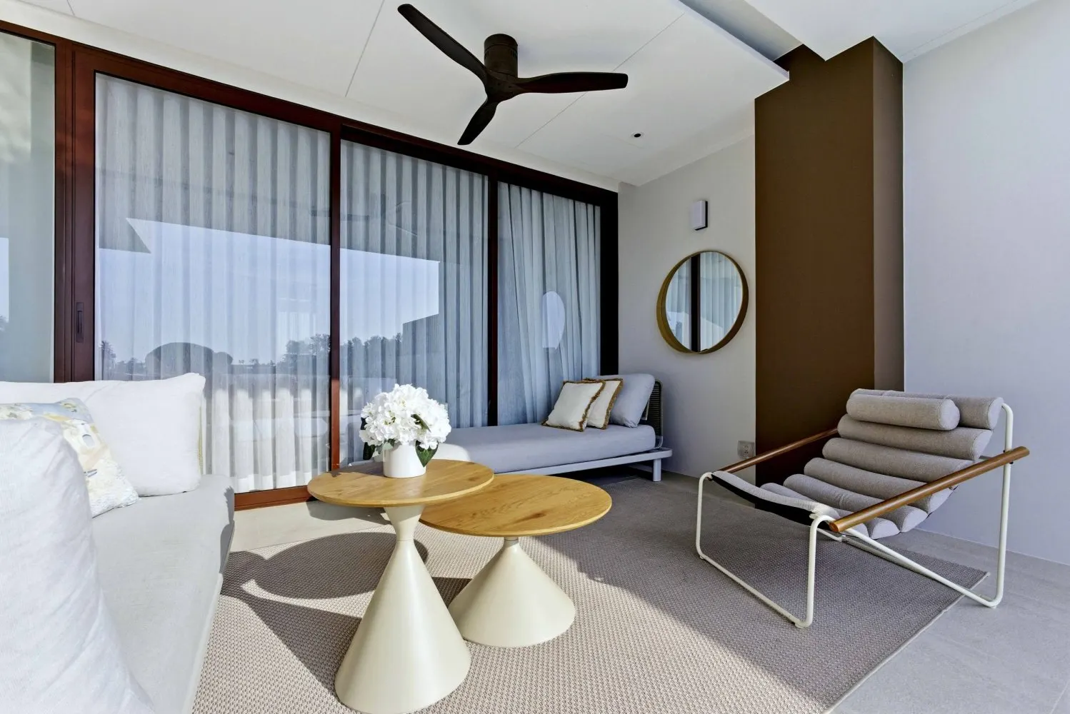 Property image - full photo 18