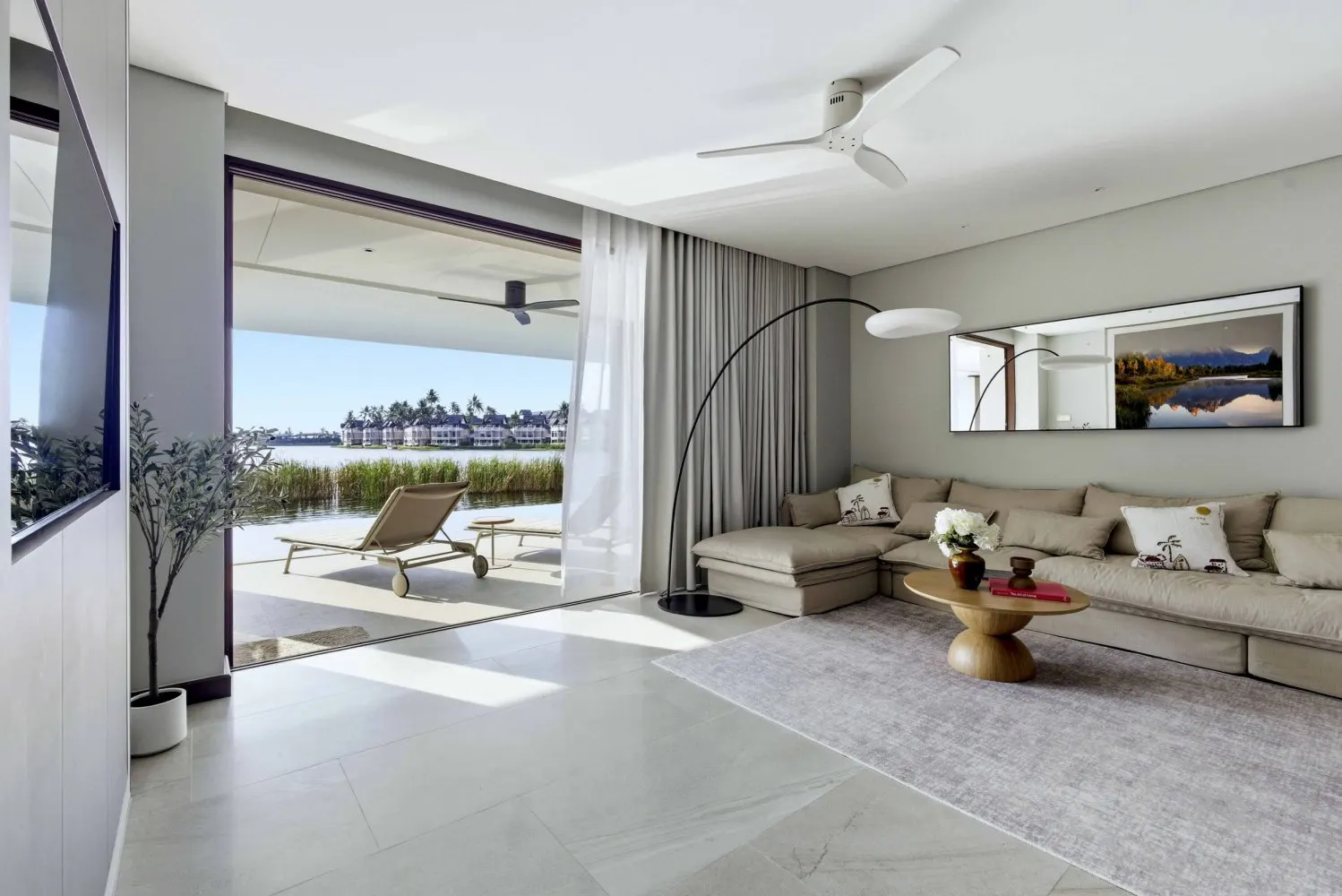 Property image - full photo 15