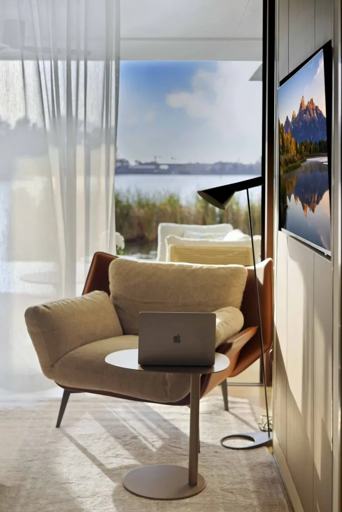 Property image - full photo 36
