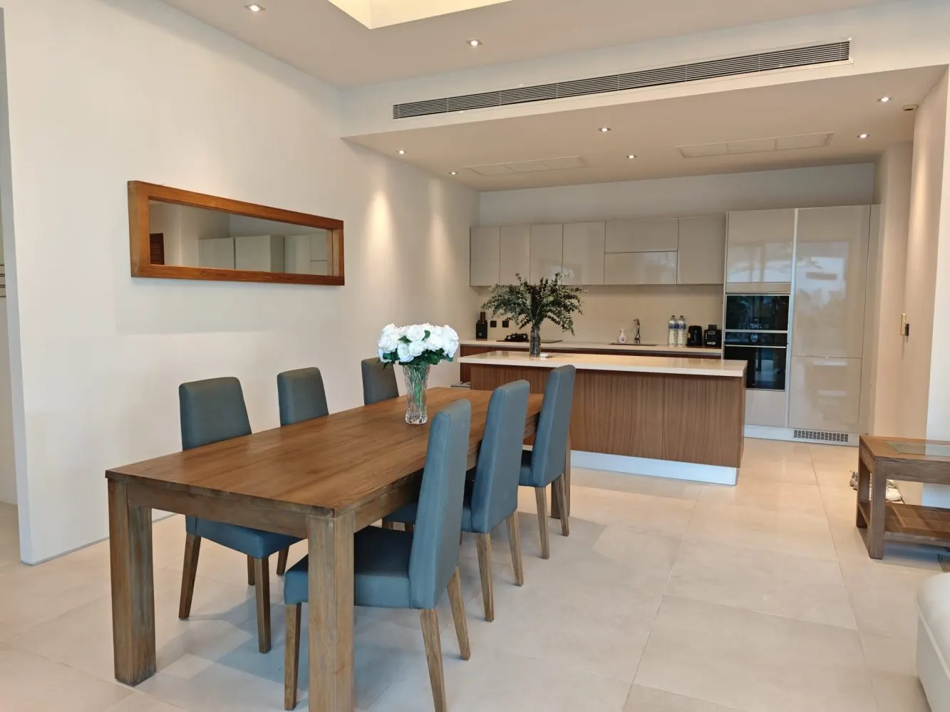 Property image - full photo 3