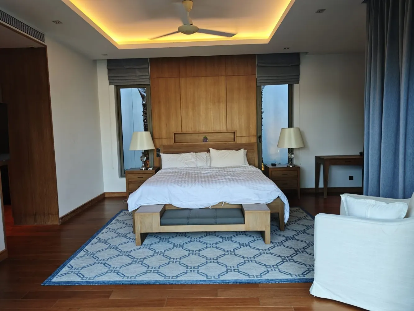Property image - full photo 10