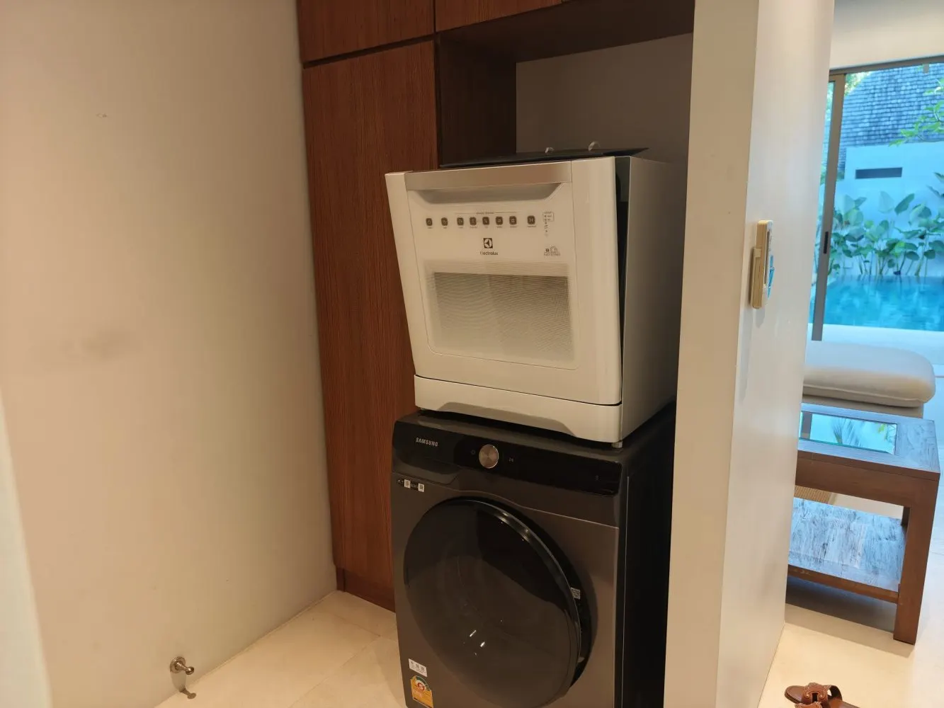 Property image - full photo 5