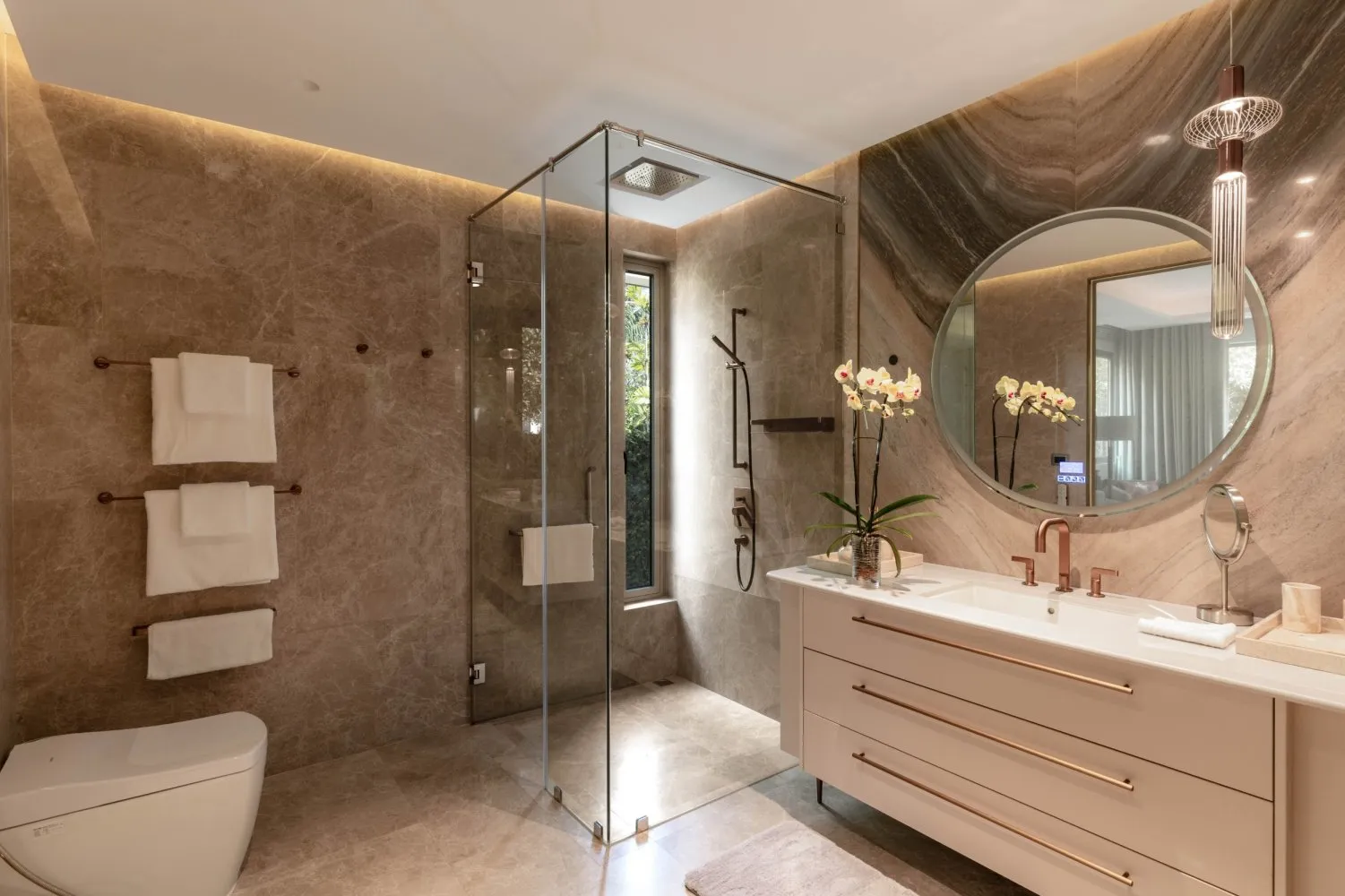Property image - full photo 36