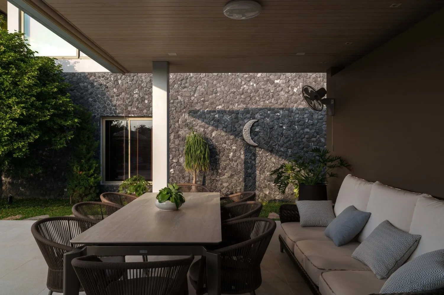 Property image - full photo 38