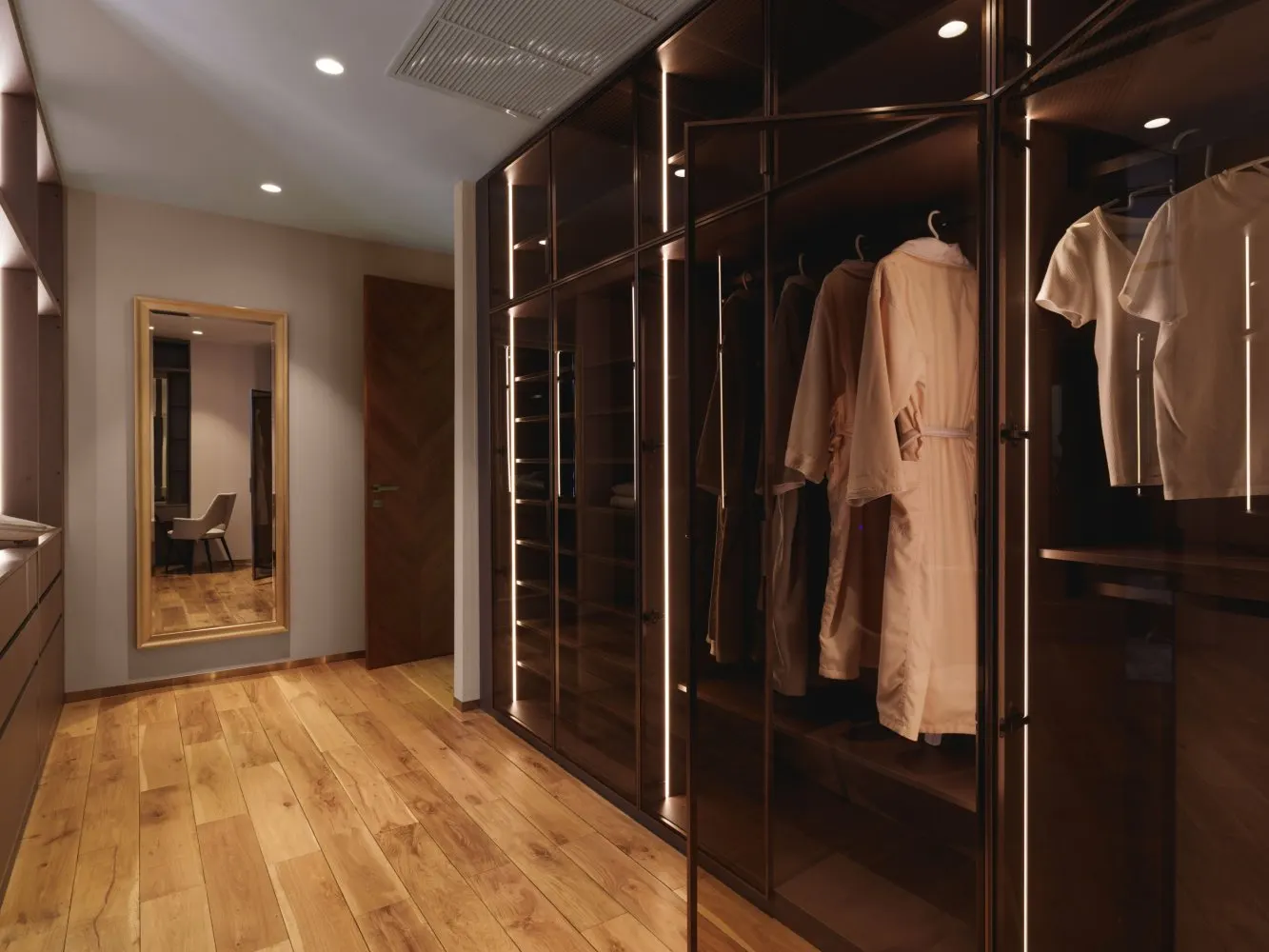 Property image - full photo 29