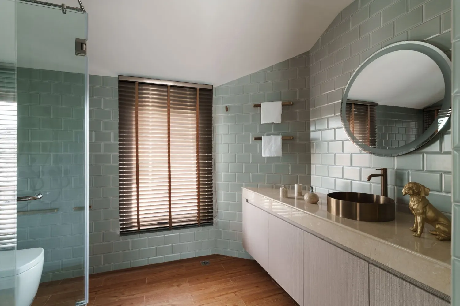Property image - full photo 41
