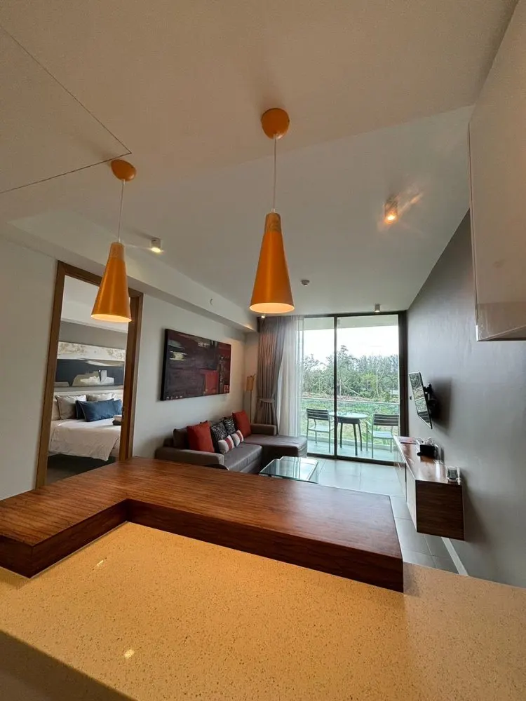 Property image - full photo 2