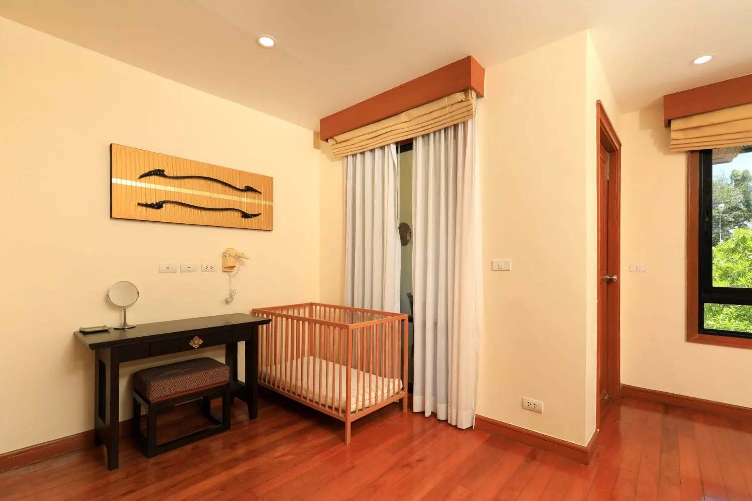 Property image - full photo 7