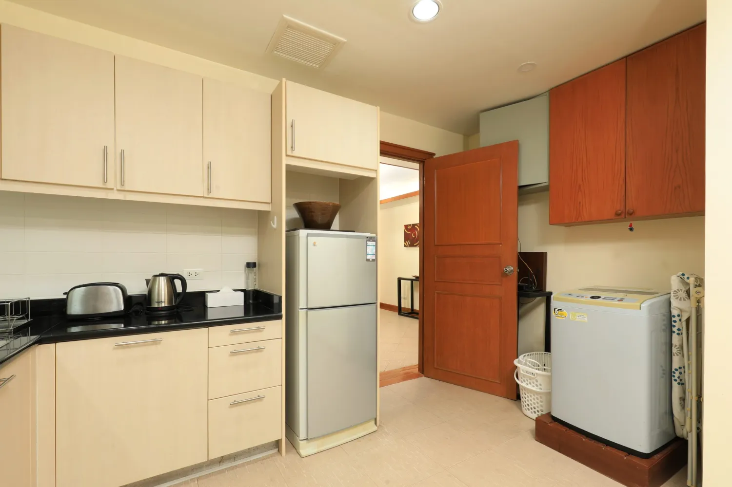 Property image - full photo 14