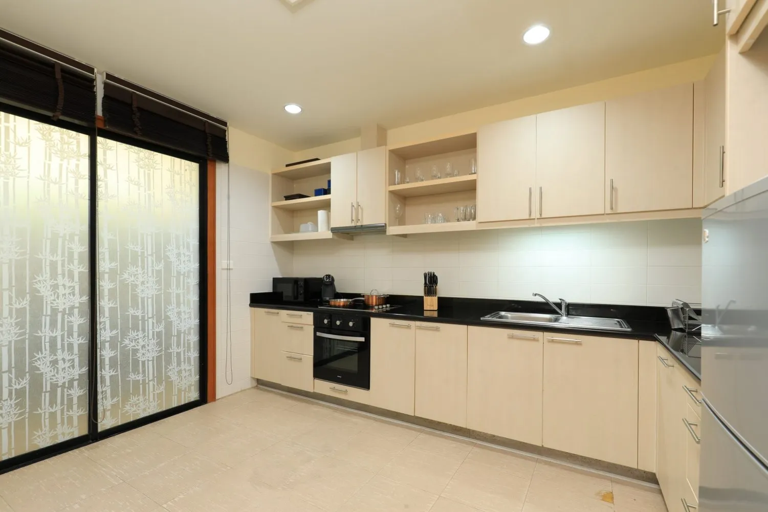 Property image - full photo 15