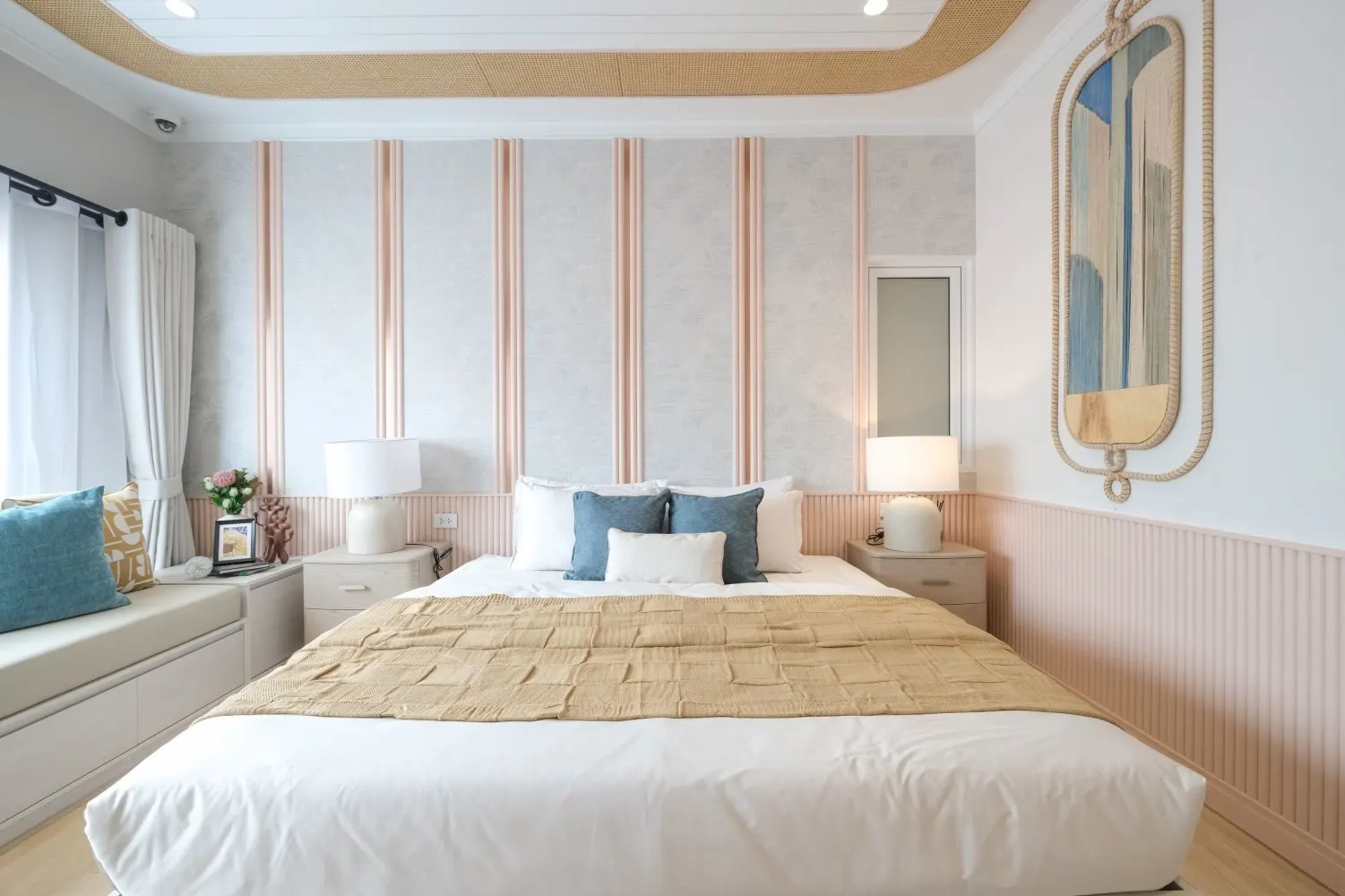 Property image - full photo 13