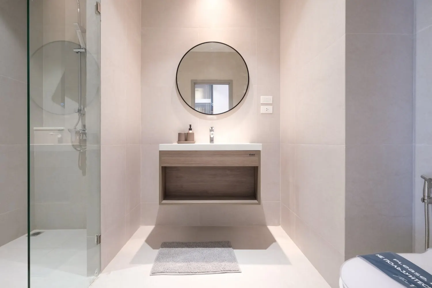 Property image - full photo 19
