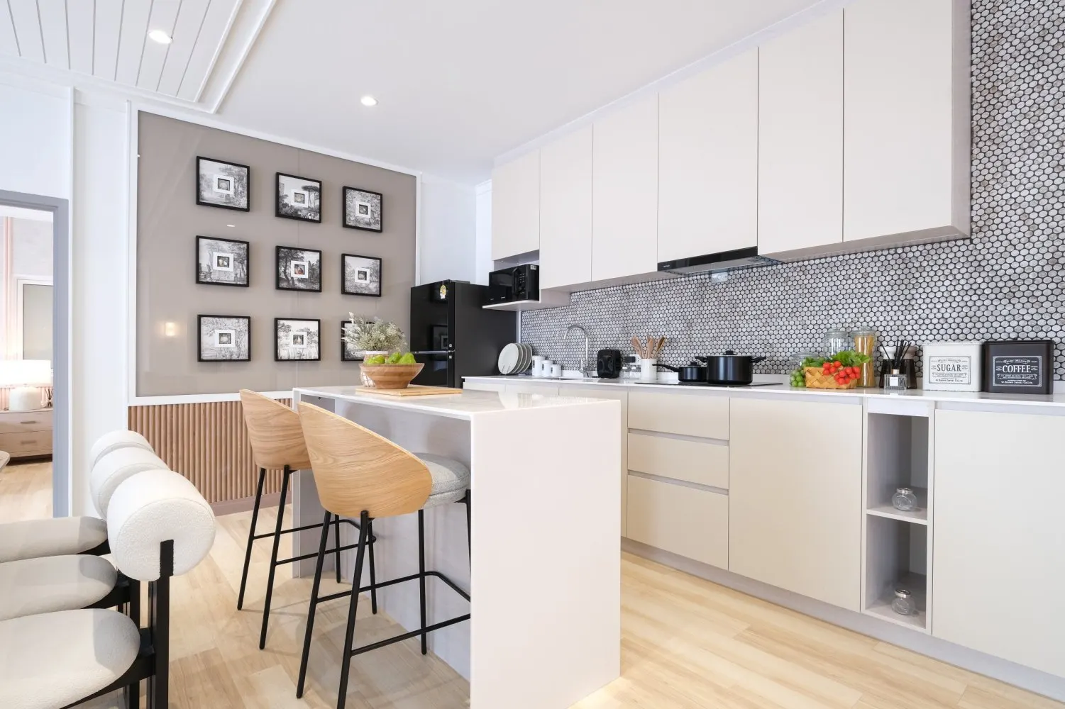 Property image - full photo 8