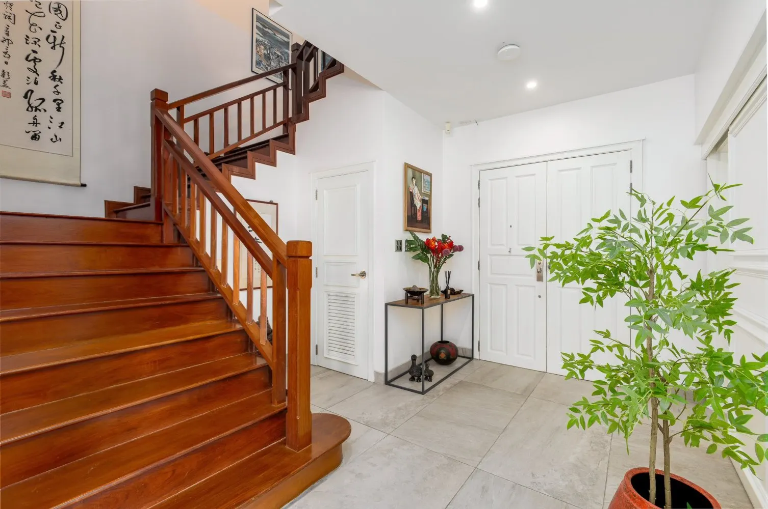 Property image - full photo 16