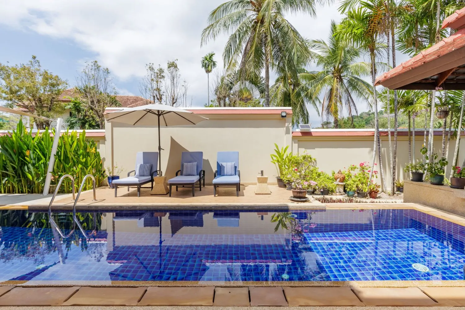 Property image - full photo 1