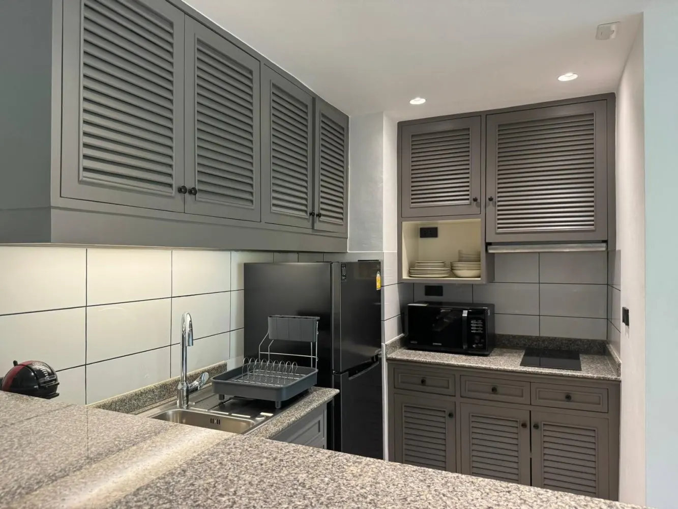 Property image - full photo 8