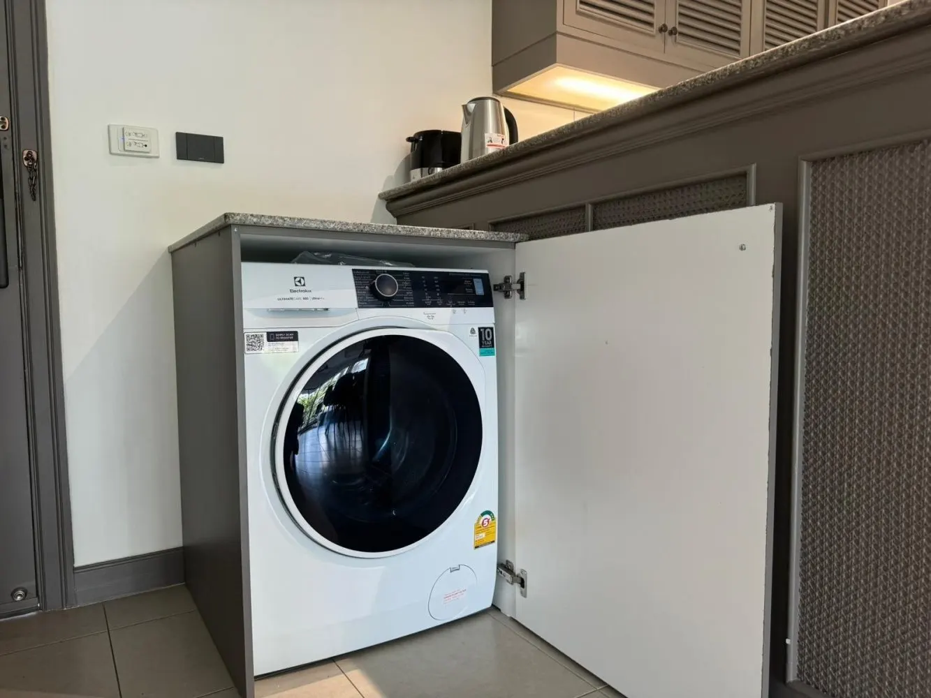 Property image - full photo 9