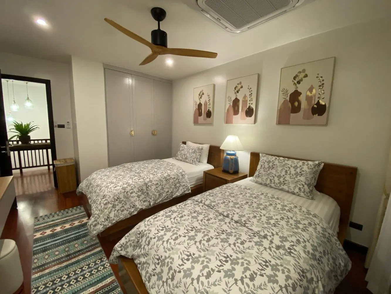 Property image - full photo 10