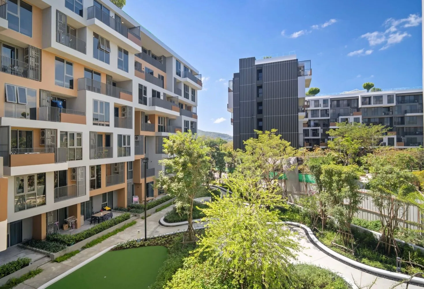 Property image - full photo 1