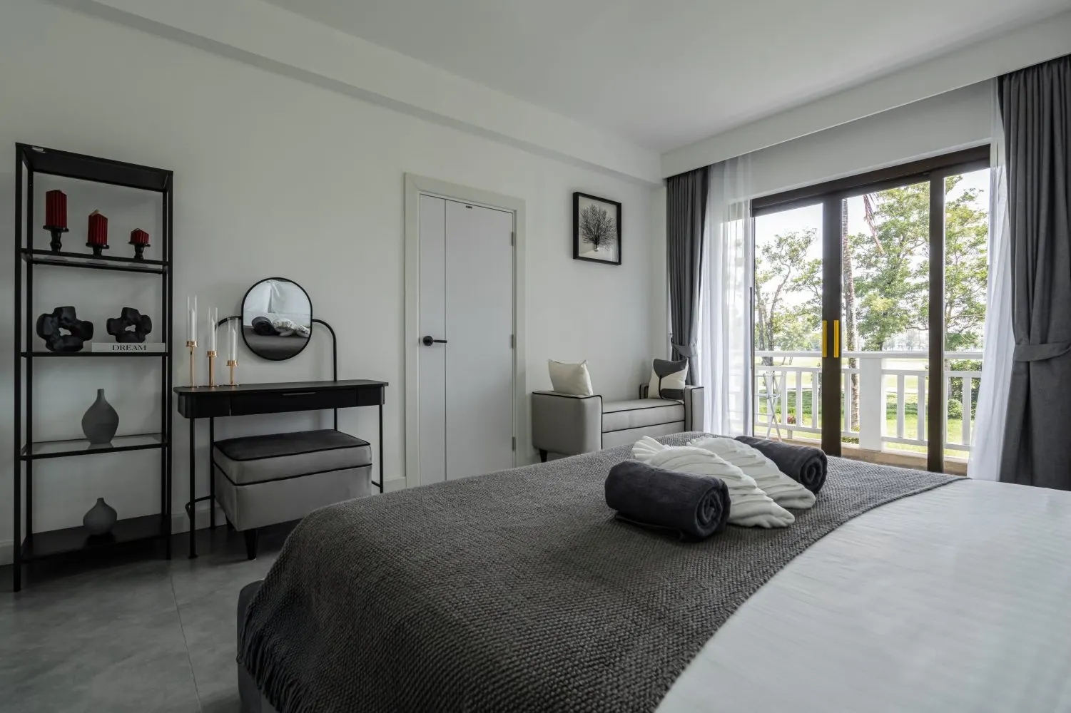 Property image - full photo 25