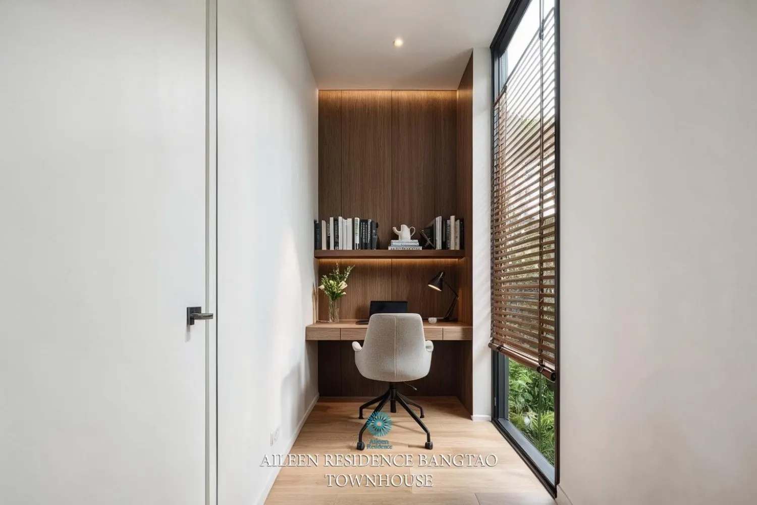 Property image - full photo 12