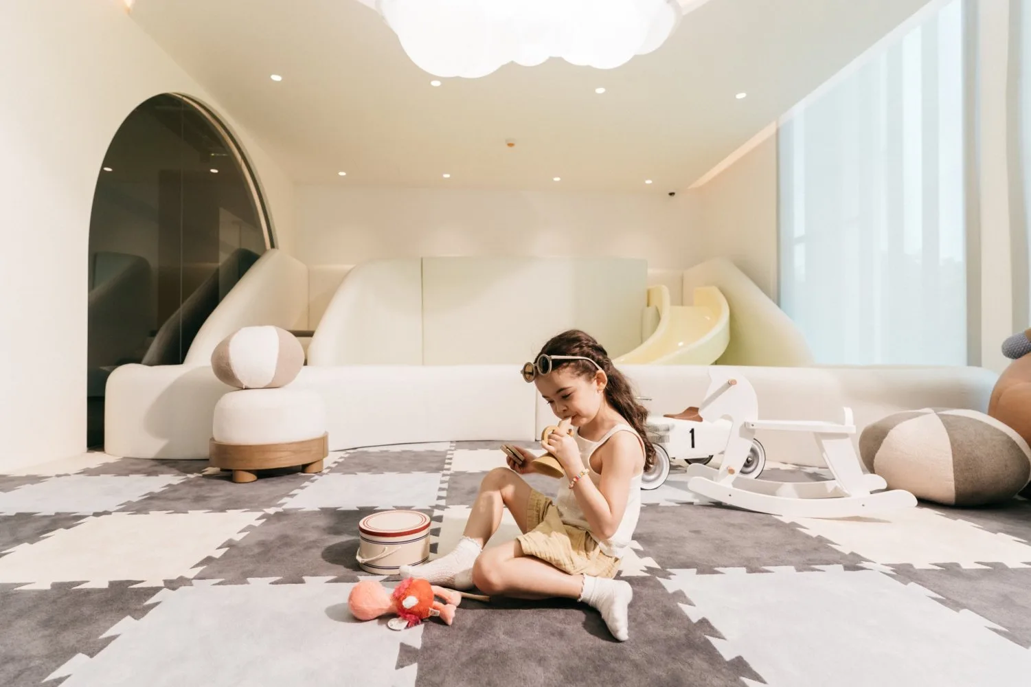 Property image - full photo 33