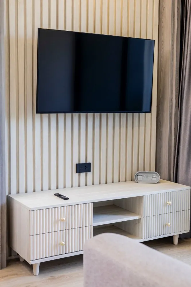 Property image - full photo 25
