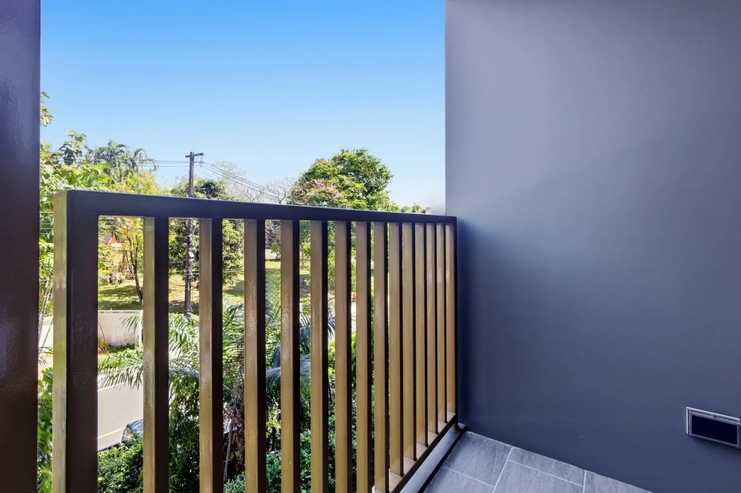 Property image - full photo 32