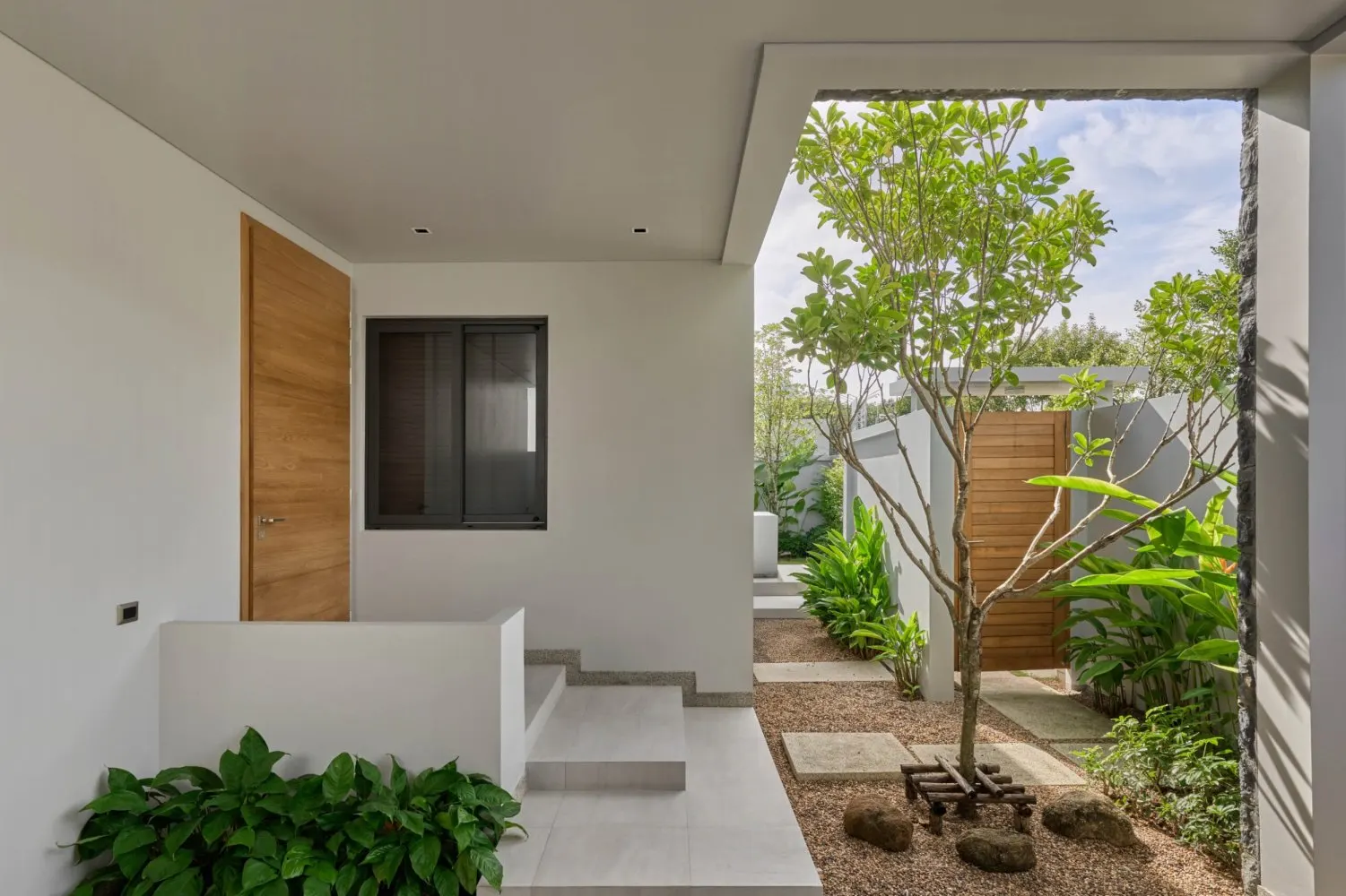 Property image - full photo 29