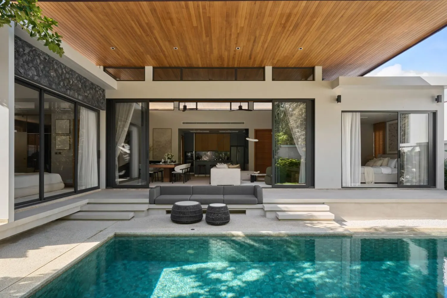 Property image - full photo 30