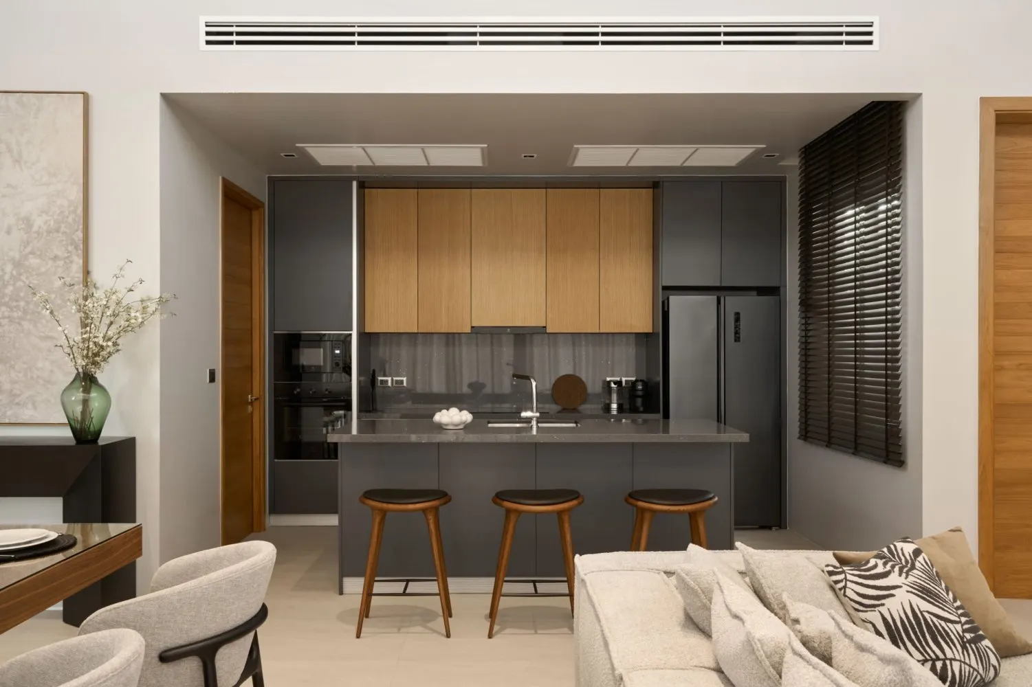 Property image - full photo 37